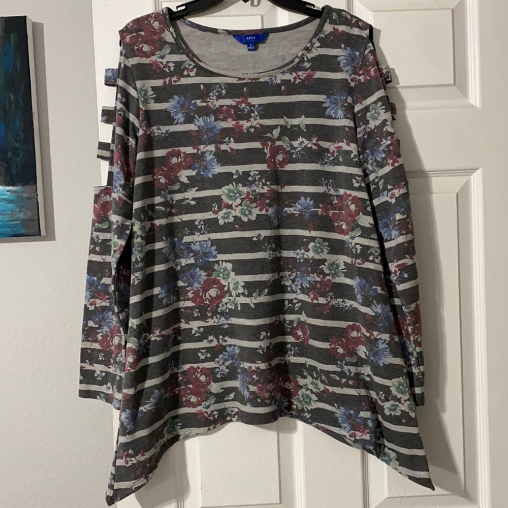 Apt. 9 floral striped long cutout sleeve top